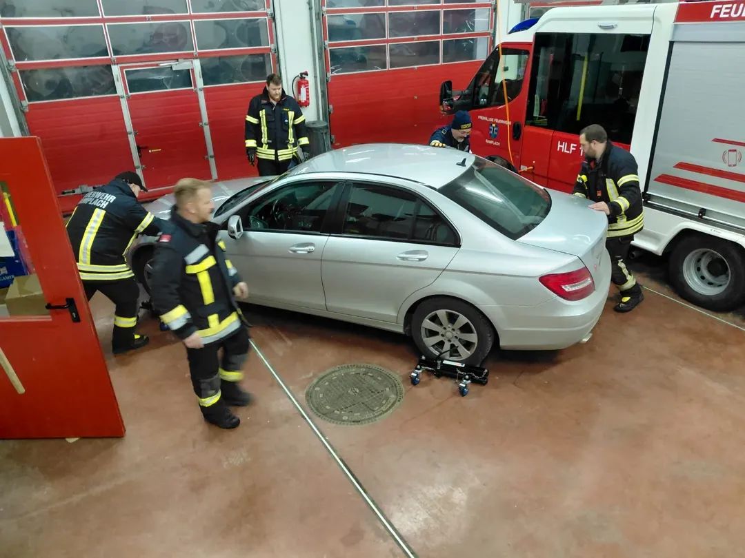 Monatsschulung Februar – Rollcontainer Technik im Fokus